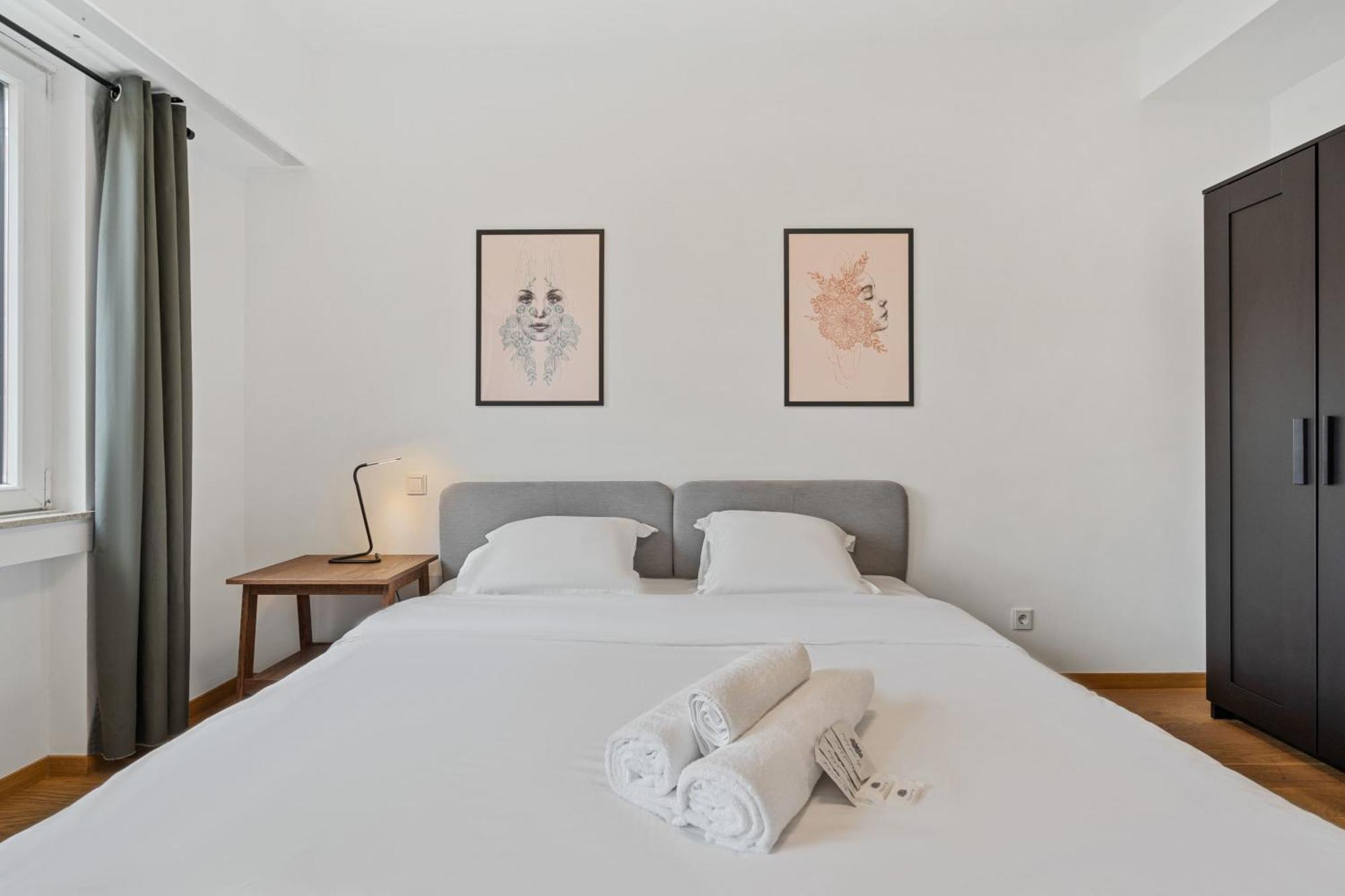 Appartamento Lux 2br With Views & Balcony
